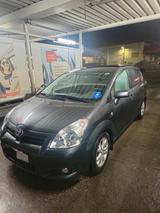 Toyota Corolla Verso 1.8-l-VVT-i Sol 7 Sitzer - gebrauchte Toyota Corolla Verso aus dem Jahr 2009