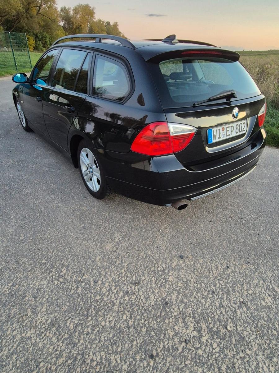 BMW 318 2007 — photo 9