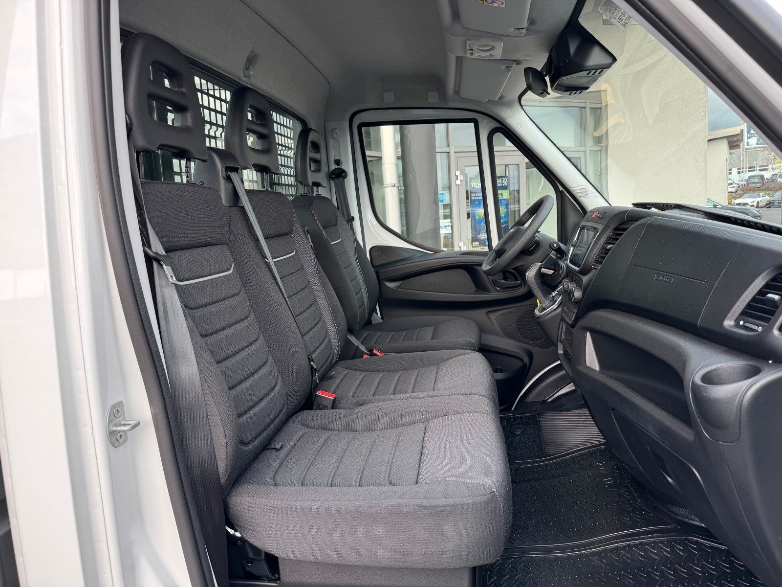 Fahrzeugabbildung Iveco Daily 35S16 *R.3750mm*Automatik*AHK*Kamera*