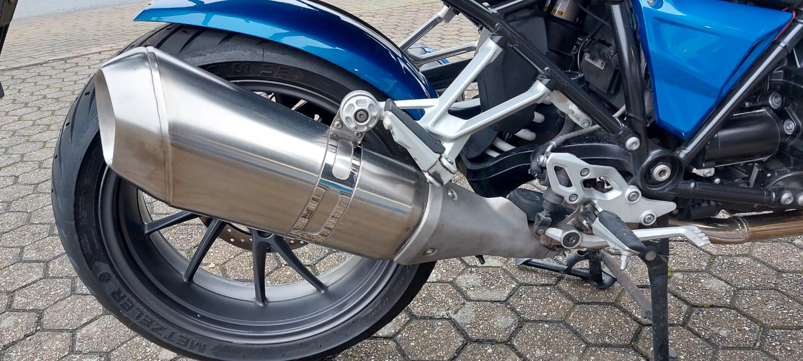 Fahrzeugabbildung BMW R 1200 RS  Scheckheftgepf.  3 Koffer