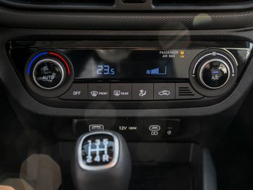 Hyundai i10 1.0 Trend Spurhalteassistent Kamera Navi