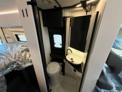 Adria EDITON 640 SLB*180PS*10"NAVI*Markise*SAFETY Pake