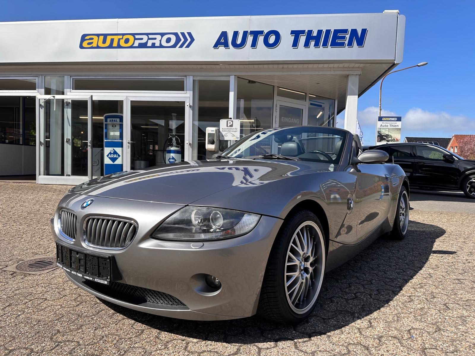 BMW Z4 Roadster 2.2i Xenon/Leder/GRA/HiFi/PDC/Klima