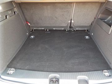Volkswagen Caddy - 11