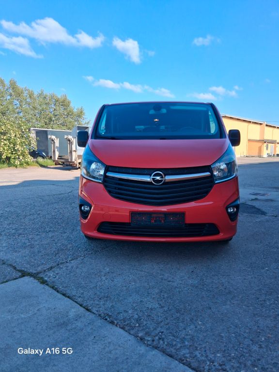 Image of Opel Vivaro