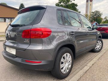 Volkswagen Tiguan - 5