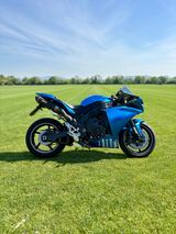 Yamaha R1 - YAMAHA 2011 R1