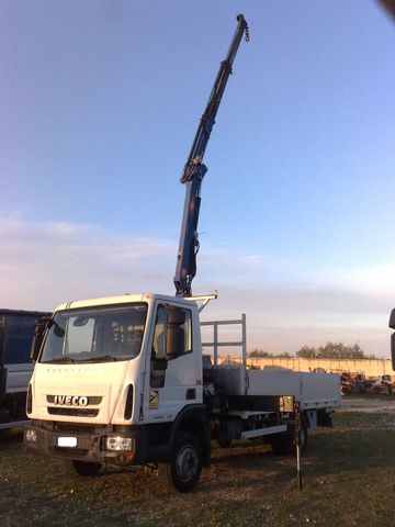 Iveco Eurocargo 75E18 Cassone fisso con grù - 20