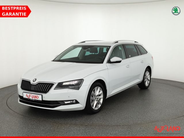 Skoda Superb Combi 2.0 TDI 4x4 Style Xenon Navi Kamera