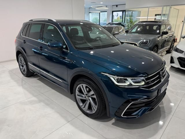 Volkswagen VOLKSWAGEN Tiguan 1.5 TSI 150 CV DSG ACT R-Line" imagem 2
