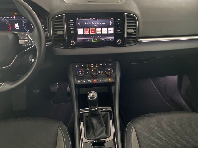 Karoq Tour 1.0 TSI NAVI+STANDHZ+LED+ACC