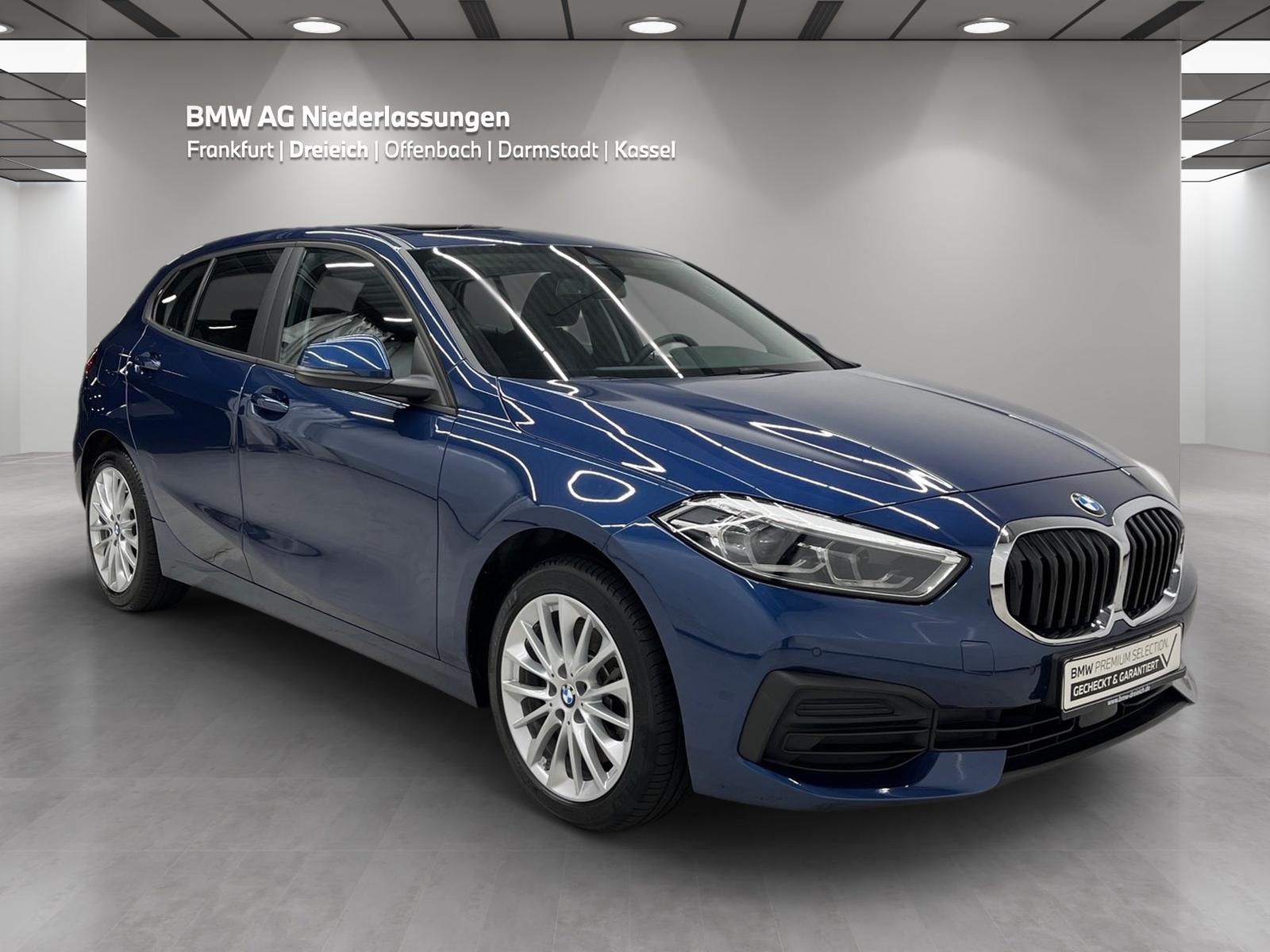 BMW 120d xDrive LiveCockpitProf Pano.Dach PDC LED