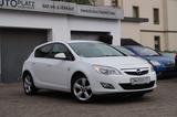 Opel Astra J 1.4 Lim. 150 Jahre Opel *KLIMA *TEMPOMAT - Opel Astra mit Benzin-Antrieb: Jahre 150
