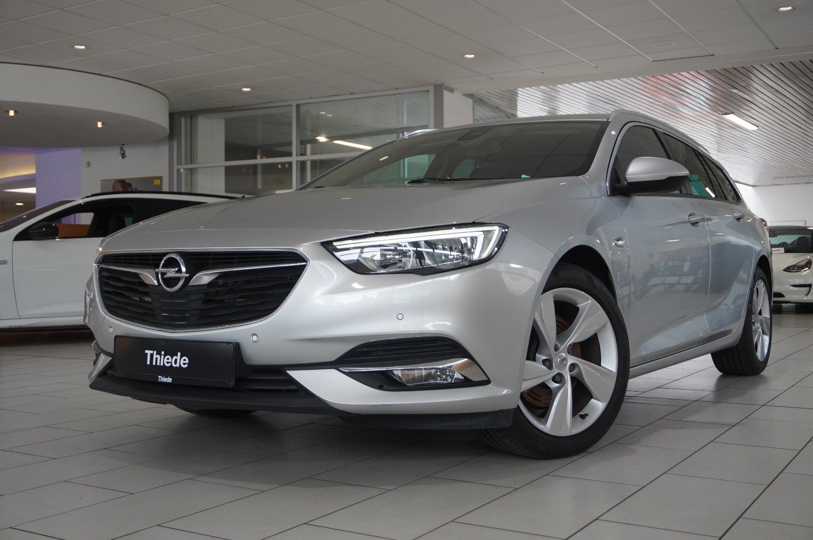 Fahrzeugabbildung Opel Insignia B ST 1.5T DYNAMIC NAVI/LED/KAMERA/DAB+