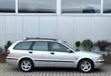 Volvo V40 1.8 Combi Momentum*Leder*AC*TÜV+Insp. NEU - Volvo V40: 1.8