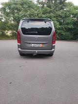 Toyota Proace City 1,2-l-Turbo 96kW L2 Team Deutsch... - Toyota PROACE CITY 7-Sitzer