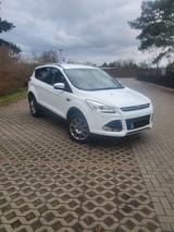 Ford Kuga Mk2 2.0 TDCi TÜV NEU weiß Titani... - Ford Kuga Mk2 Gebrauchtwagen