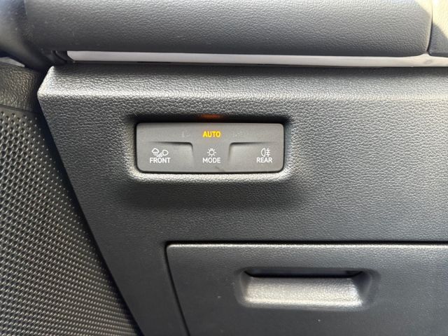 Tiguan GOAL 2.0 TDI DSG AHK-klappbar Navi 360 Ka