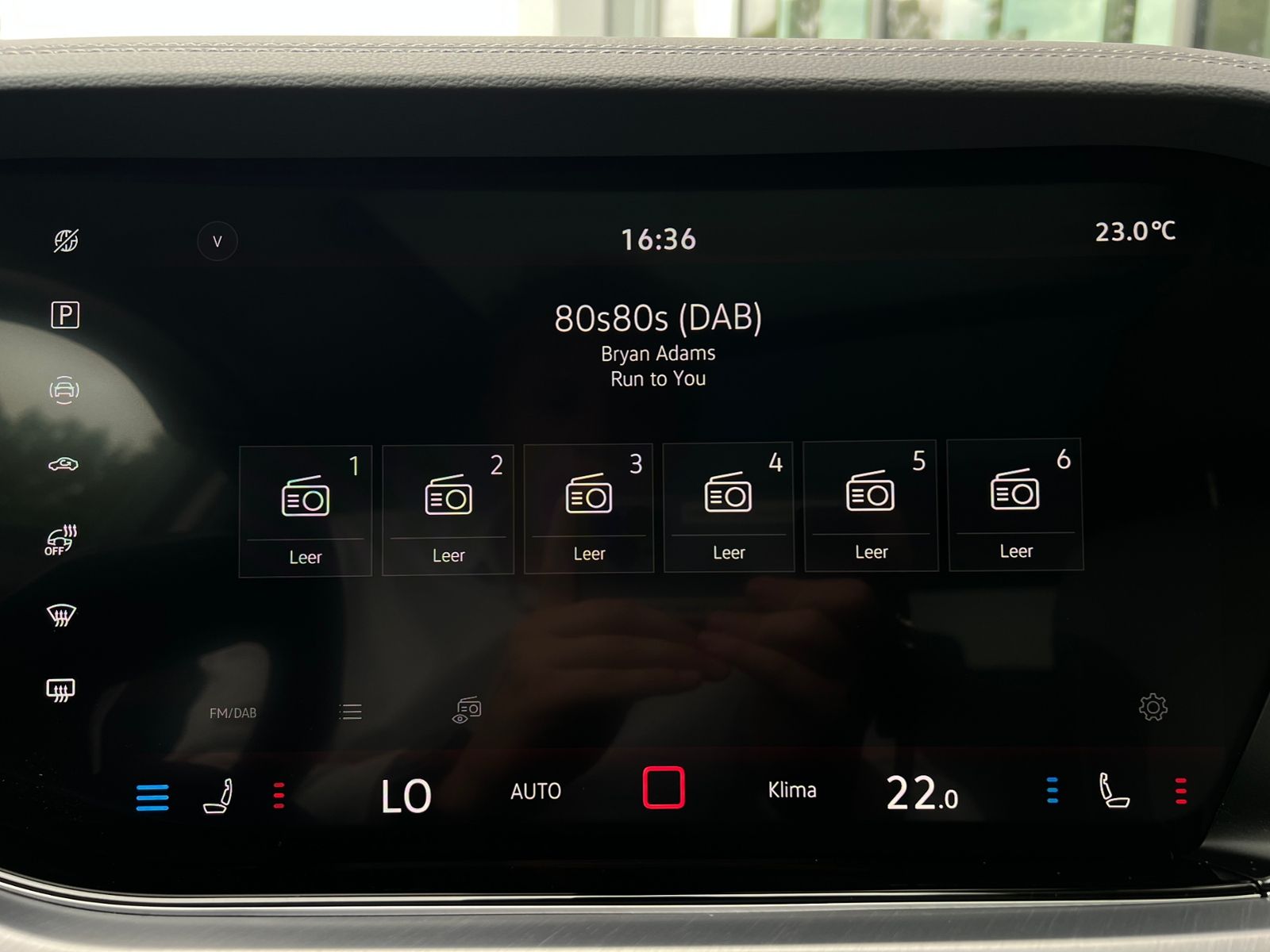 Fahrzeugabbildung Volkswagen Touareg R-Line 3.0 TDI 4MOTION *AHK, Adaptivfwg.