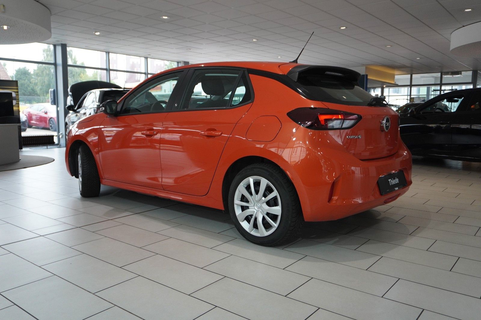 Fahrzeugabbildung Opel Corsa-e F EDITION 7KW NAVI/VIRT/TEMP/DAB/WÄRMEP.