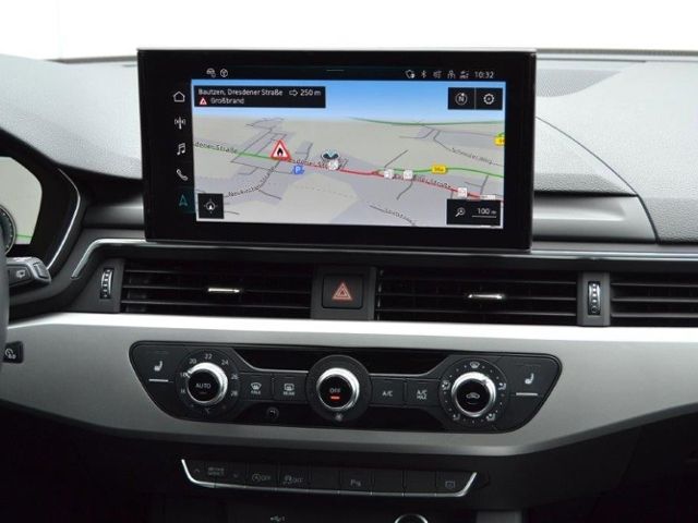 A4 Avant 45 TFSI quattro S-tronic S line COMPETI