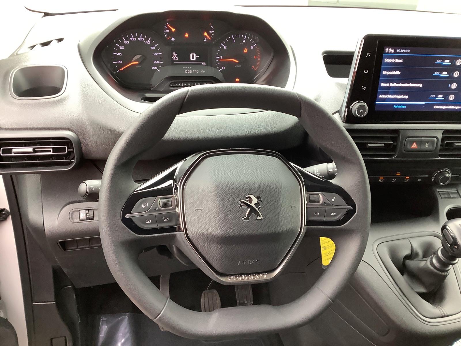 Peugeot Partner 1,5 BLUE HDI / AHK/ALLWETTERREIFEN/CAM