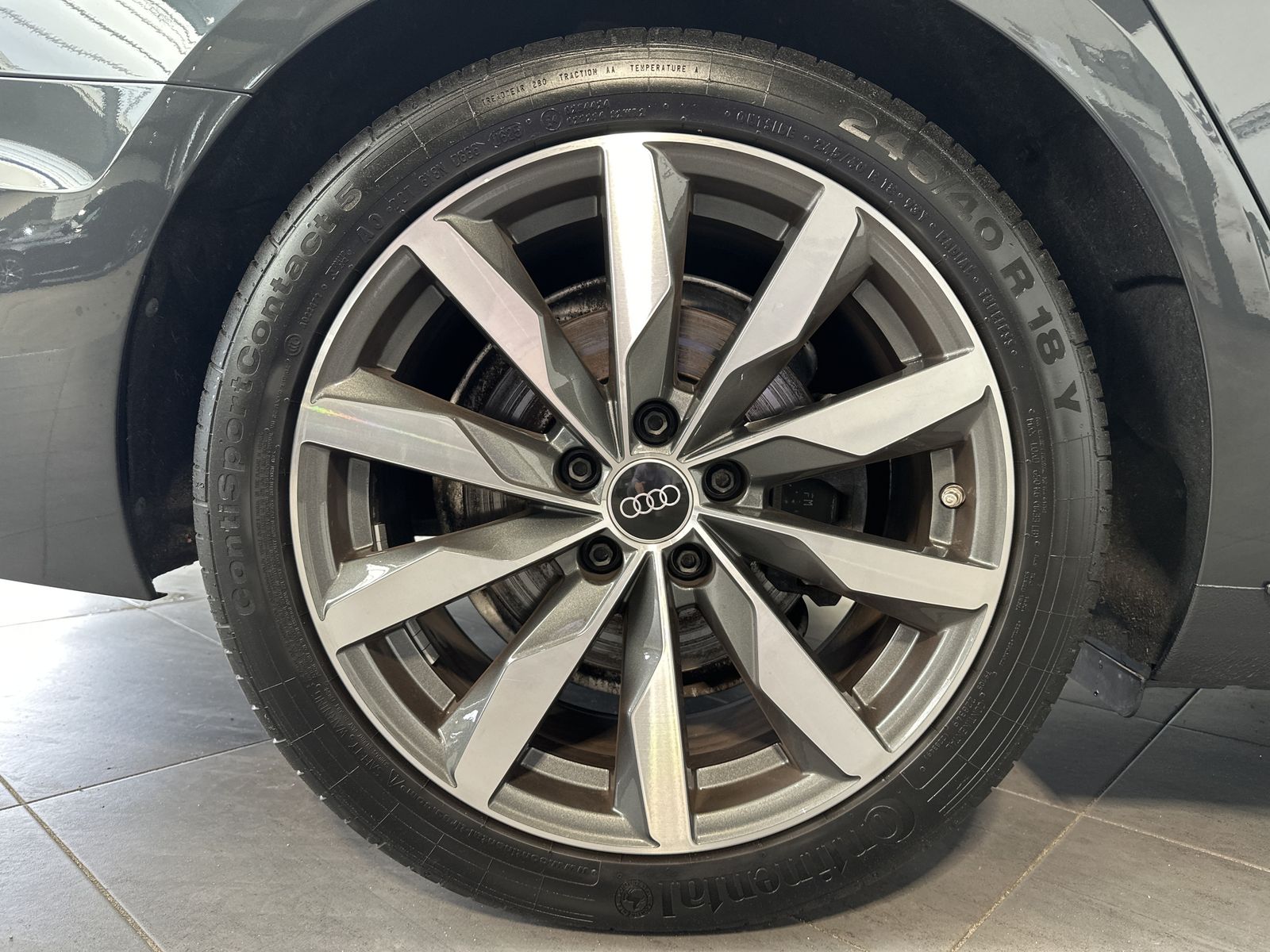 Fahrzeugabbildung Audi A4 Avant 40 TDI Qu Advanced NAV+MATRIX+AHK+ACC