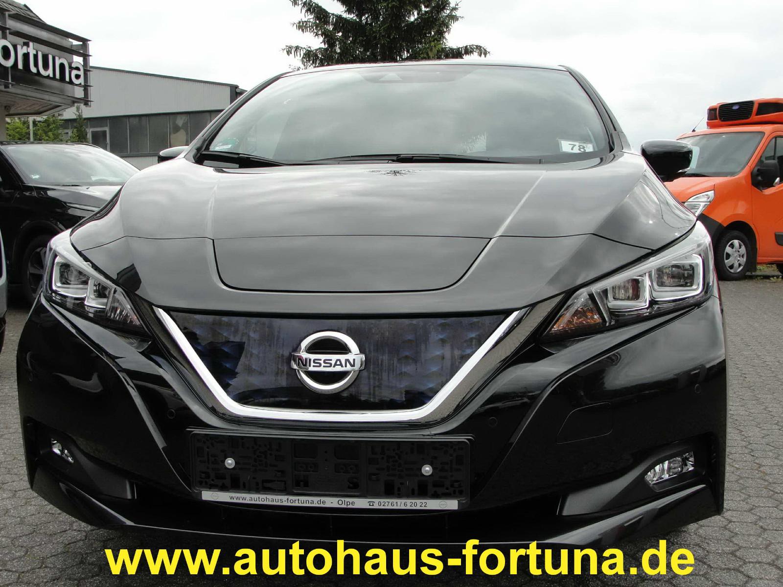 Nissan Leaf  N-Connecta 40 kwh Kamera E-Pedal Winterpak