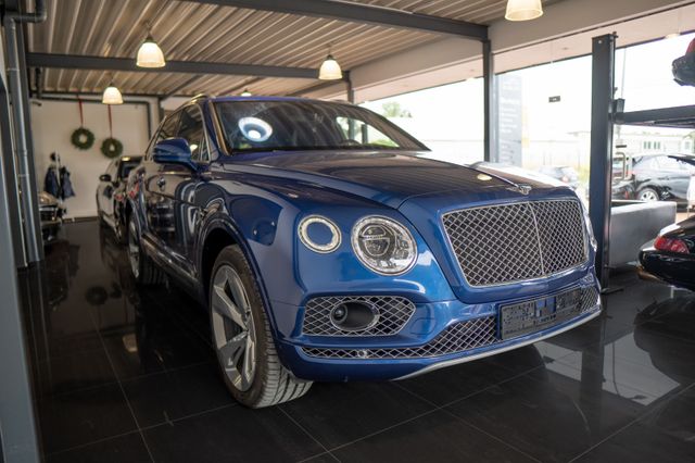 Bentley Bentayga 4.0 V8D 4WD Top  Zustand mega Ausstattu