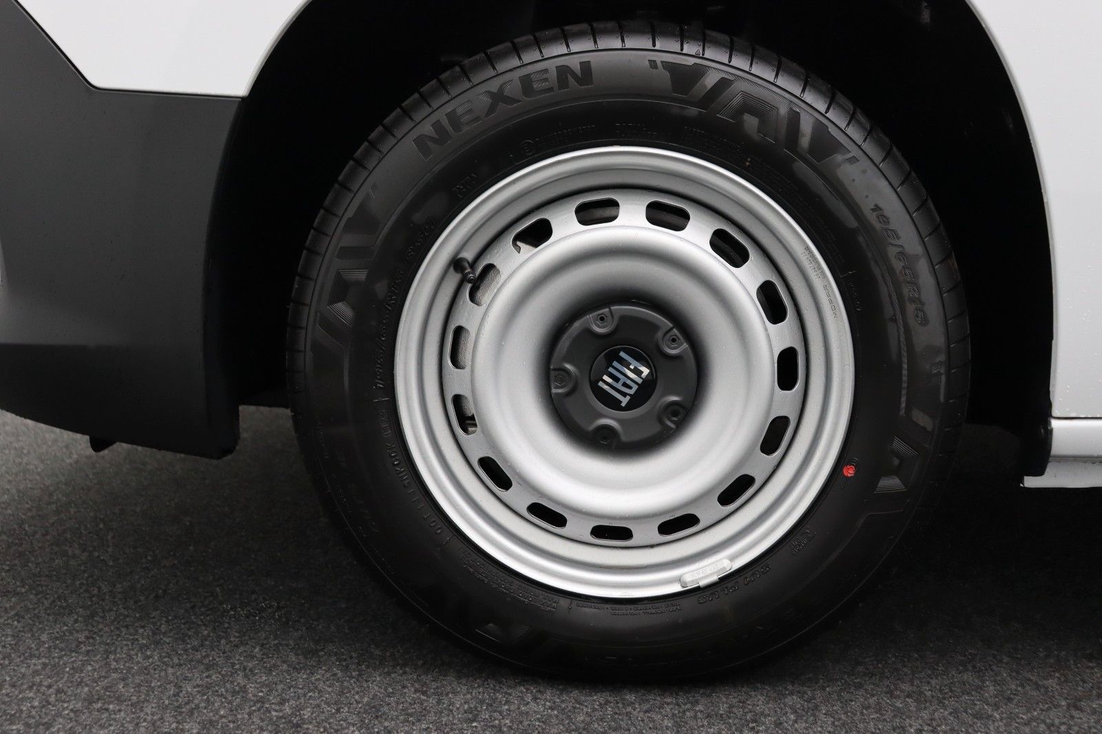 Fahrzeugabbildung Fiat Doblò Kastenwagen L1 1.5 BlueHDi 75 kW Easy Pro