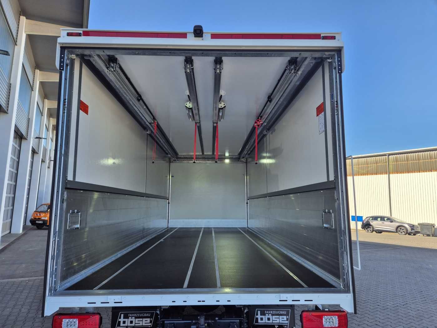 Fahrzeugabbildung Iveco S-Way AD190S40/FP Böse Schwenkwand LBW 2x AHK