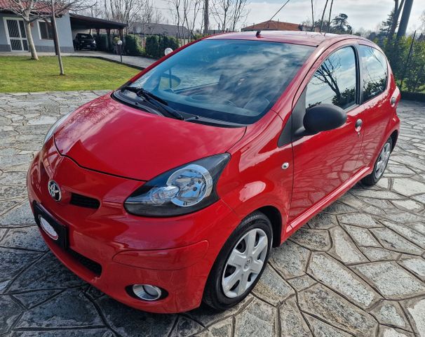 Toyota Aygo 1.0 12V VVT-i 5 porte Sol GPL origin