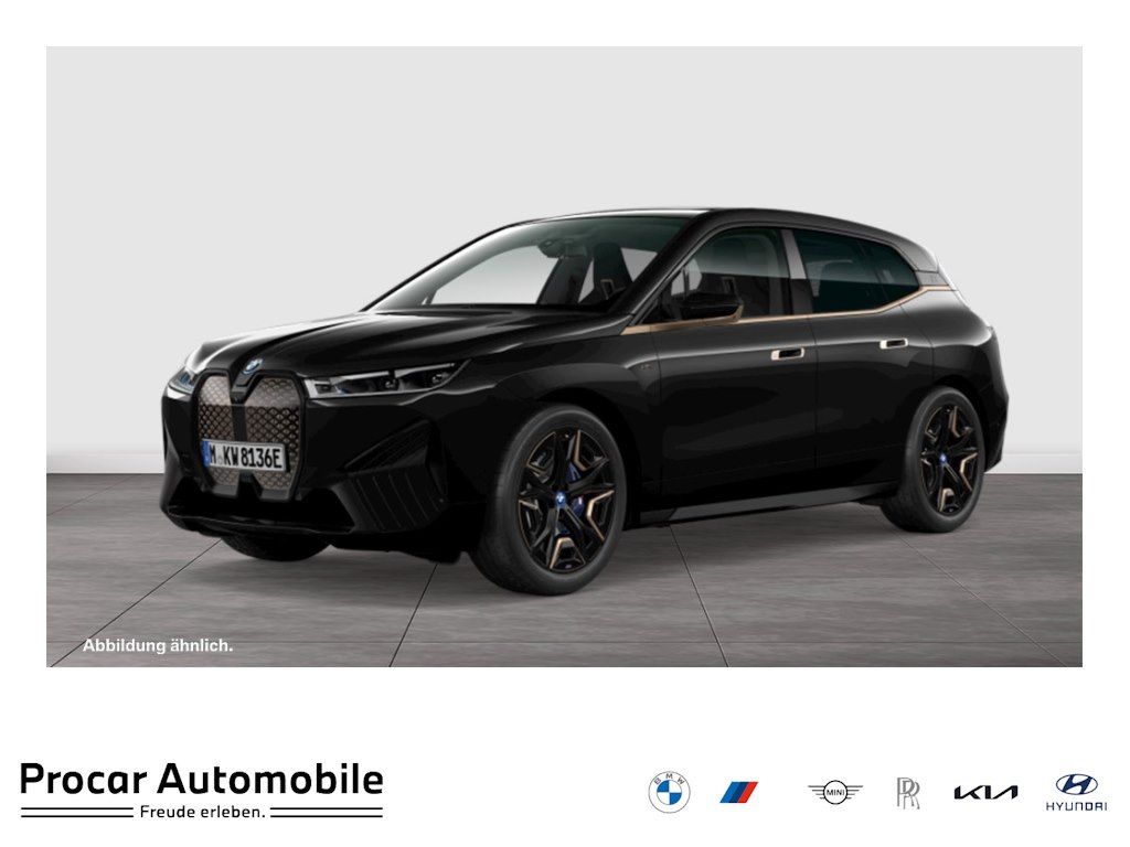 Image of BMW iX