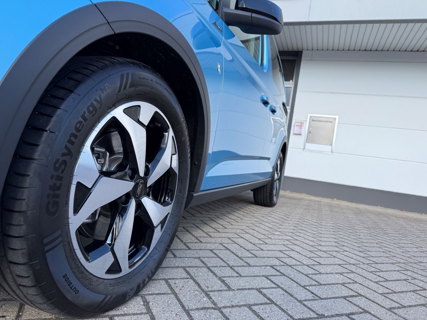 FORD Tourneo Connect 2.0 EcoBlue EU6d Active 7-Sitzer - Image 12