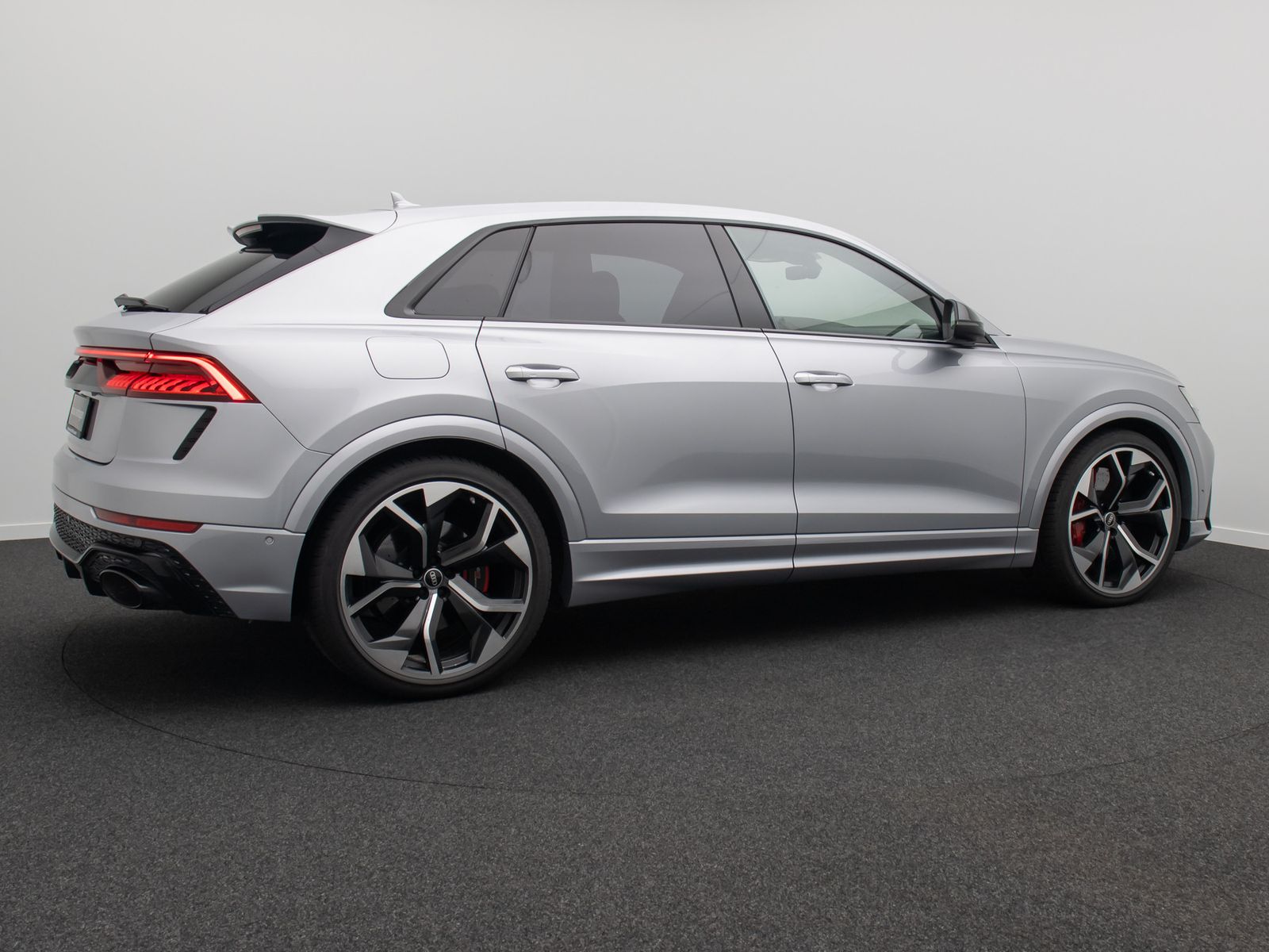 Fahrzeugabbildung Audi RSQ8 4.0 TFSI Panorama 360&deg; HUD B&O VOLL 23Zoll