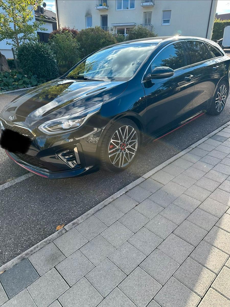 Kia Andere