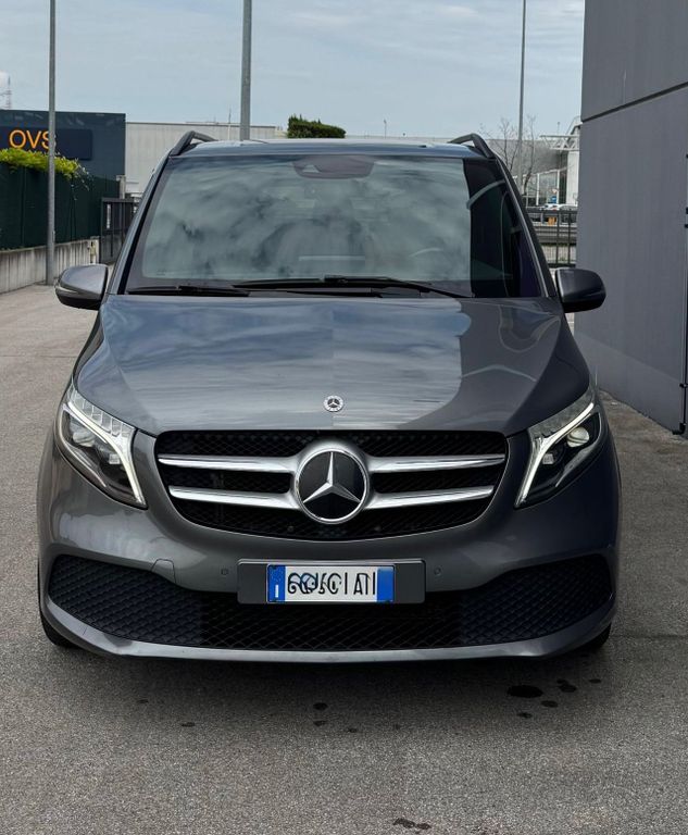 Image of Mercedes-Benz V 250
