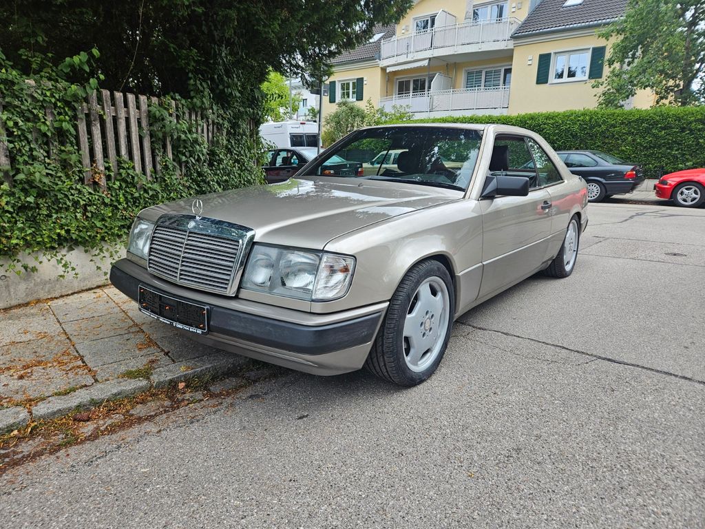Mercedes-Benz 300