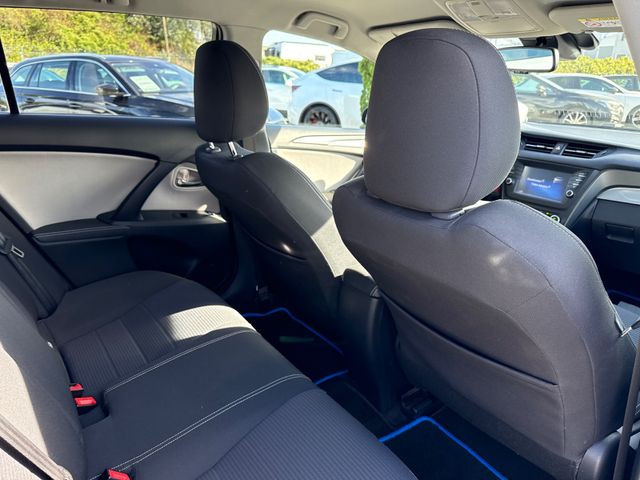 Toyota Avensis 1,8-l T. Sports – Sportfahrwerk