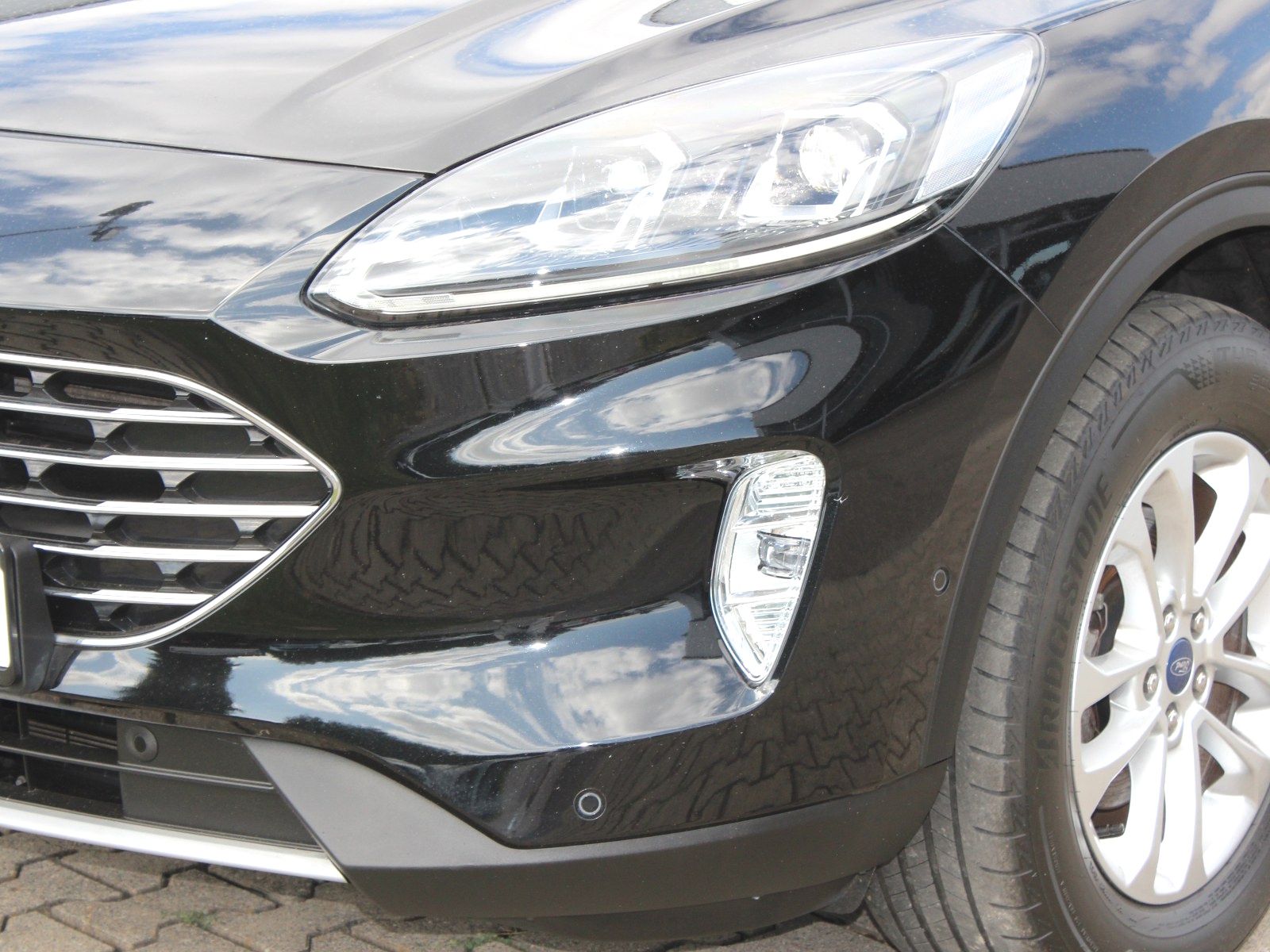Fahrzeugabbildung Ford Kuga Plug-In Hybrid Titanium X 2,5 Duratec