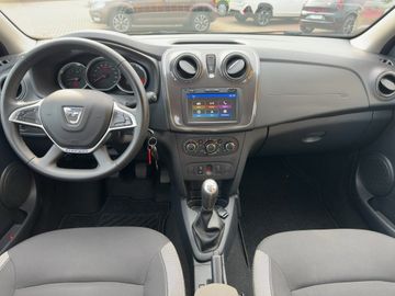 Dacia Sandero Stepway Prestige TCe 90 PS Navigationssy