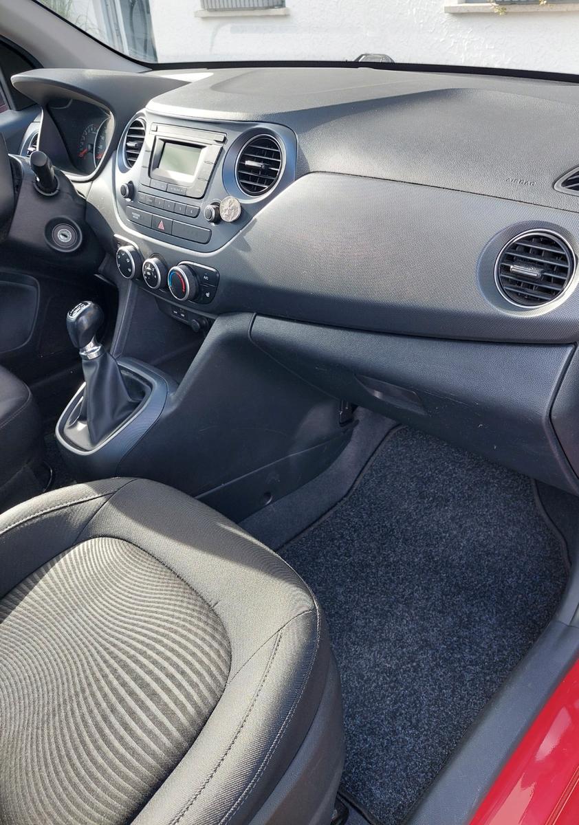 Hyundai i10 1.2 Sondermodell "Yes" 