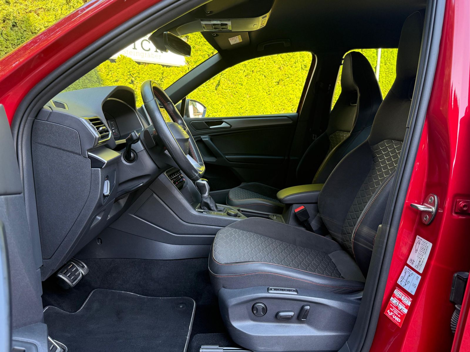 Fahrzeugabbildung SEAT Tarraco 2.0TDI DSG FR LED+NAV+ACC+CARPl+SHZ+MEMO