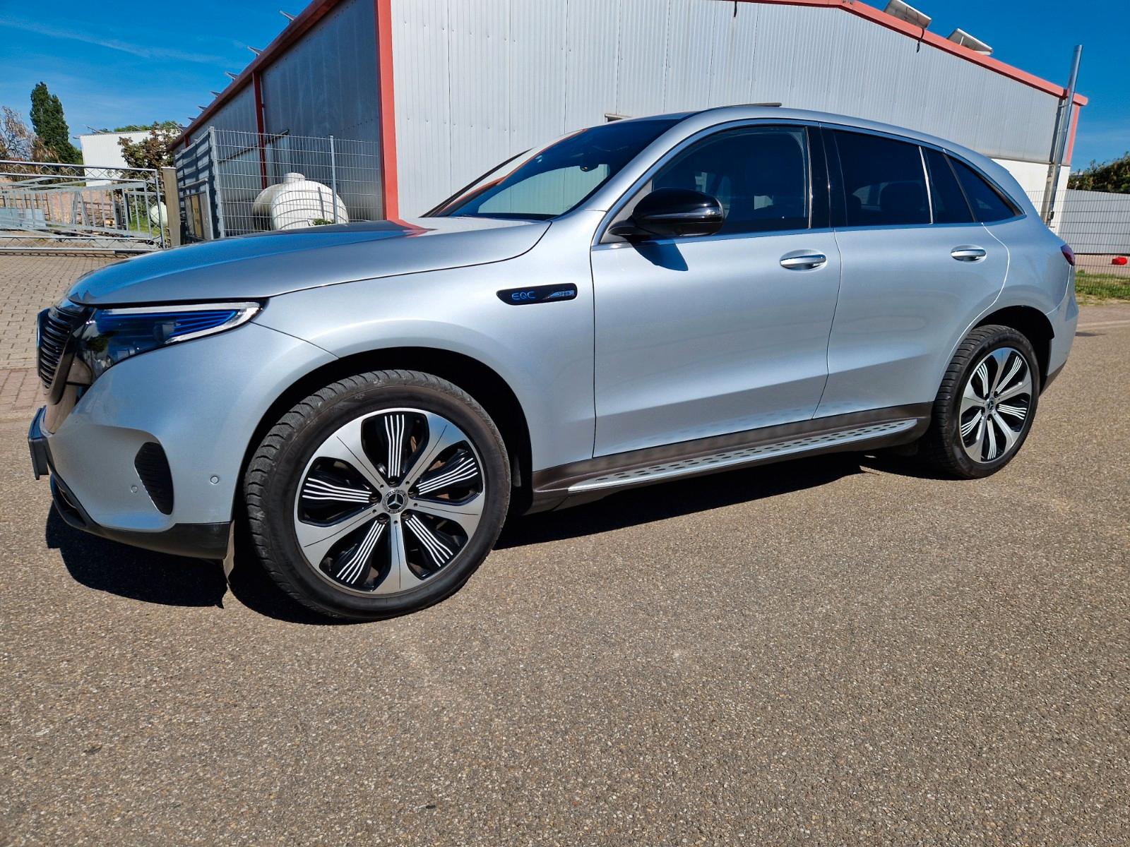 Mercedes-Benz EQC 400 4MATIC 1886 Burmester 360" HUD Massage