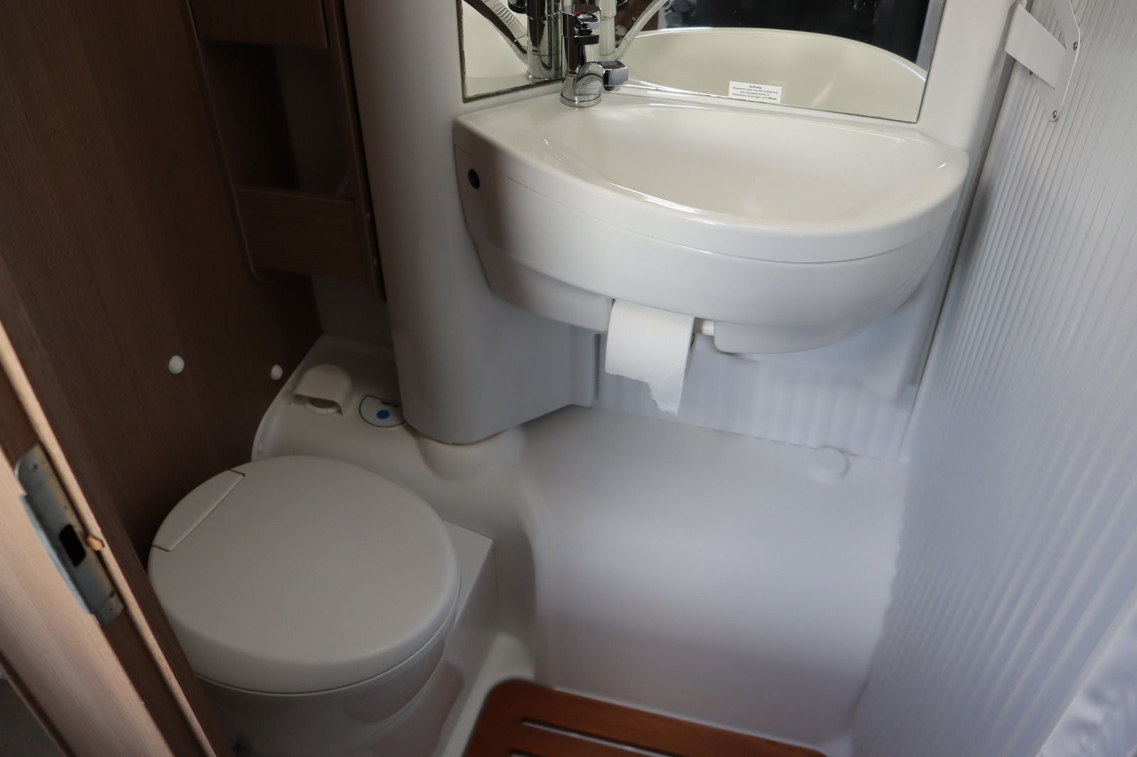 Fahrzeugabbildung Carado T448 Ducato 2.3 140 * Standhzg. * Markise