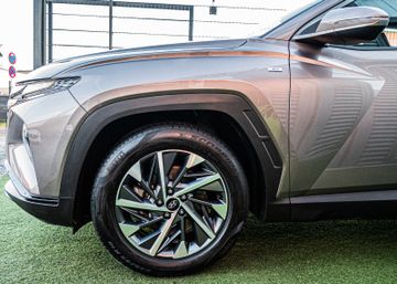 Fahrzeugabbildung Hyundai Tucson 1.6 T-GDI  Select NAVI|SHZ|LHZ|LED|KAMERA