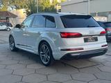 Audi Q7 50 TDI quattro S line Massage Heuad UP - Audi Q7 mit Anhängerkupplung