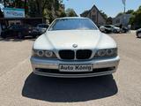 BMW 525i Exclusive Touring*KLIMAAUT*SSD*NAVI*PDC* - BMW 525 aus 2003: Kombi