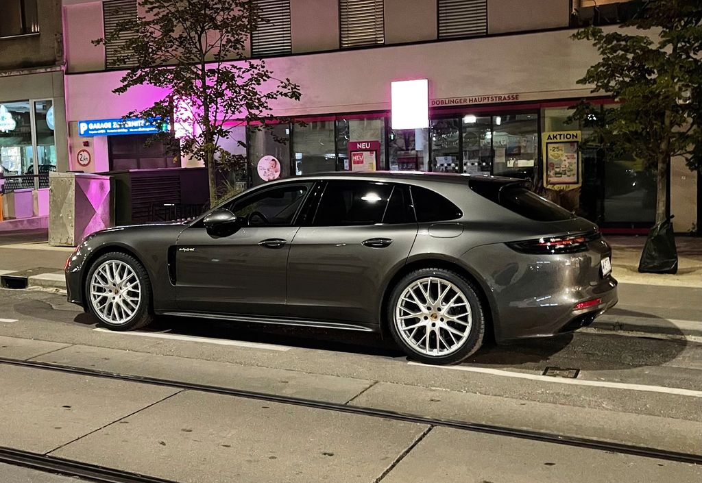 Image of Porsche Panamera