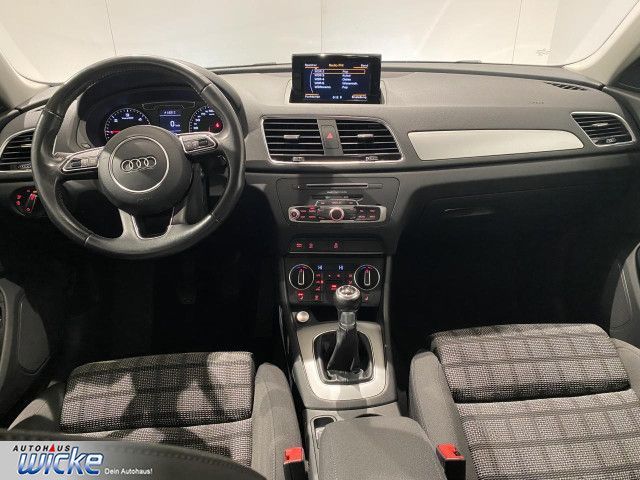 Q3 2.0 TDI sport NAVI KLIMA XENON AHK